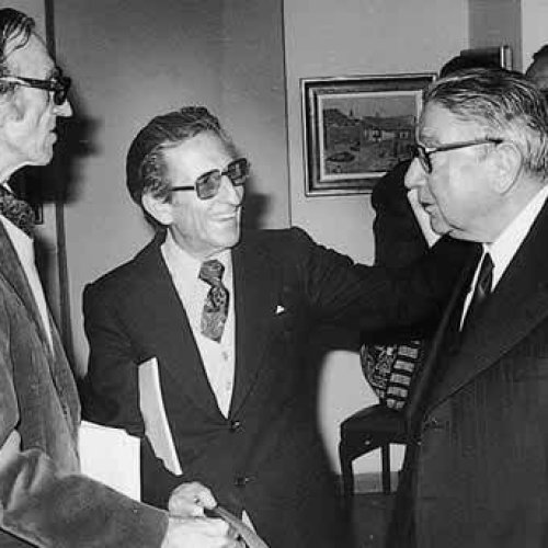 Con José Luis Medina y Juan Antonio Morales en la exposición celebrada en el Ateneo de Madrid en 1978.
